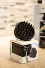 mohi-scalp-brush-verkleind